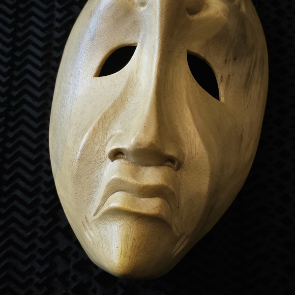 Vintage Comedy/Tragedy Handcarved Wood Mask - Picture 5 of 8